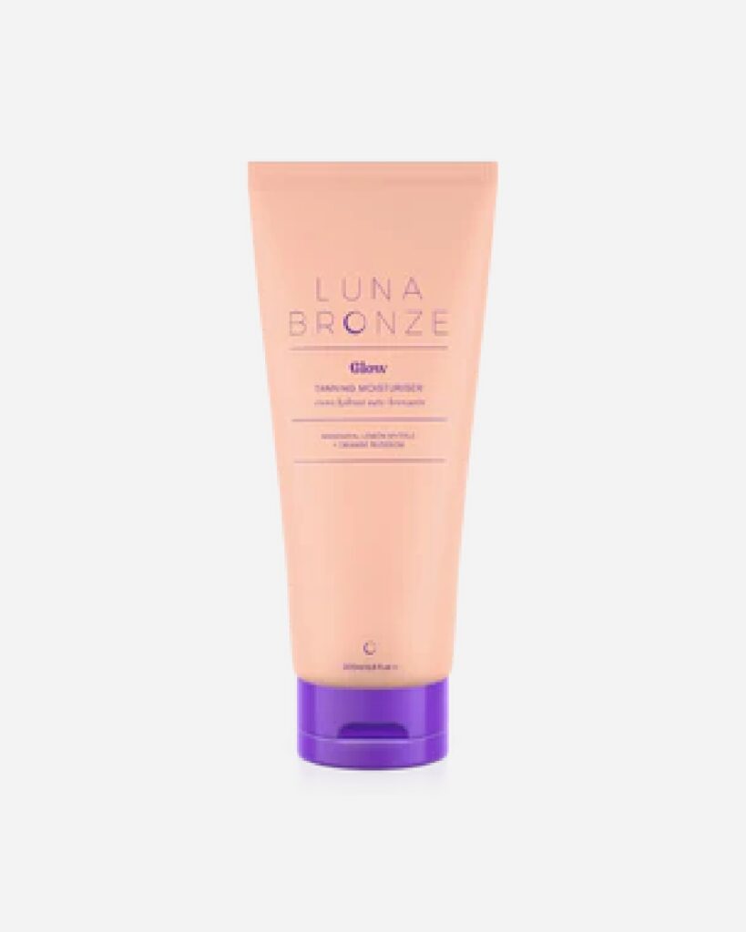 Collection of the 10 best gradual tanners for achieving a natural, sun-kissed glow, perfect for spring and summer dressing.