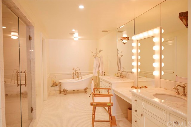 Lauren installed a dressing table, freestanding bath tub and separate shower - MUCH more our style.
