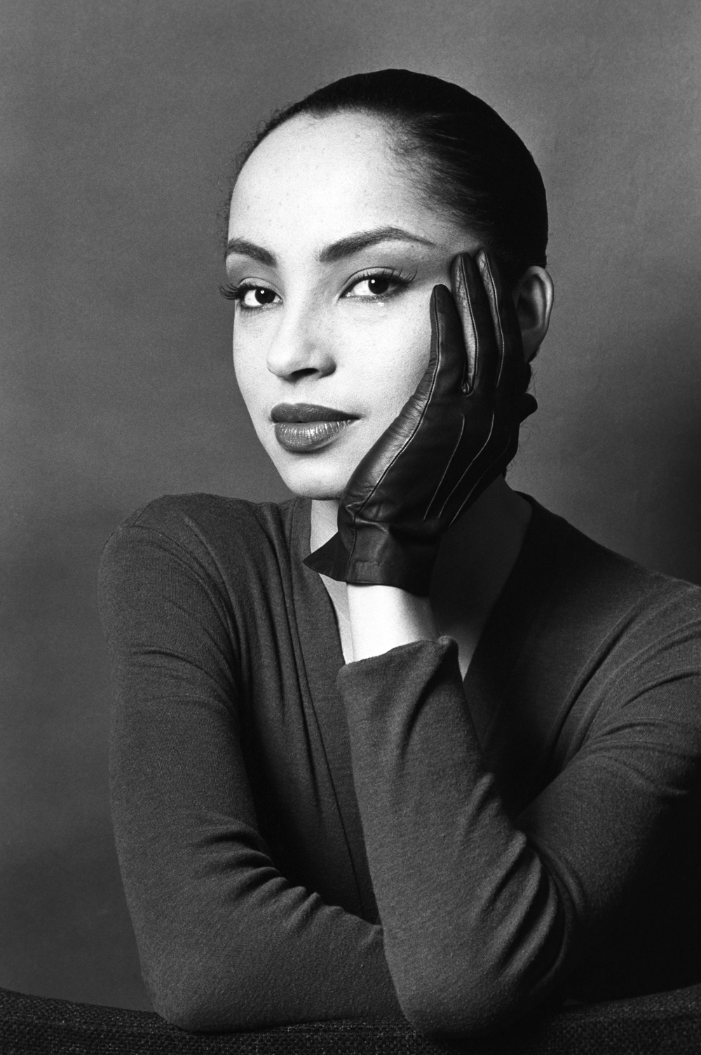 Singer Sade's most known for her hit Smooth Operator, but during the 80s she was also famous for her striking arched brows.