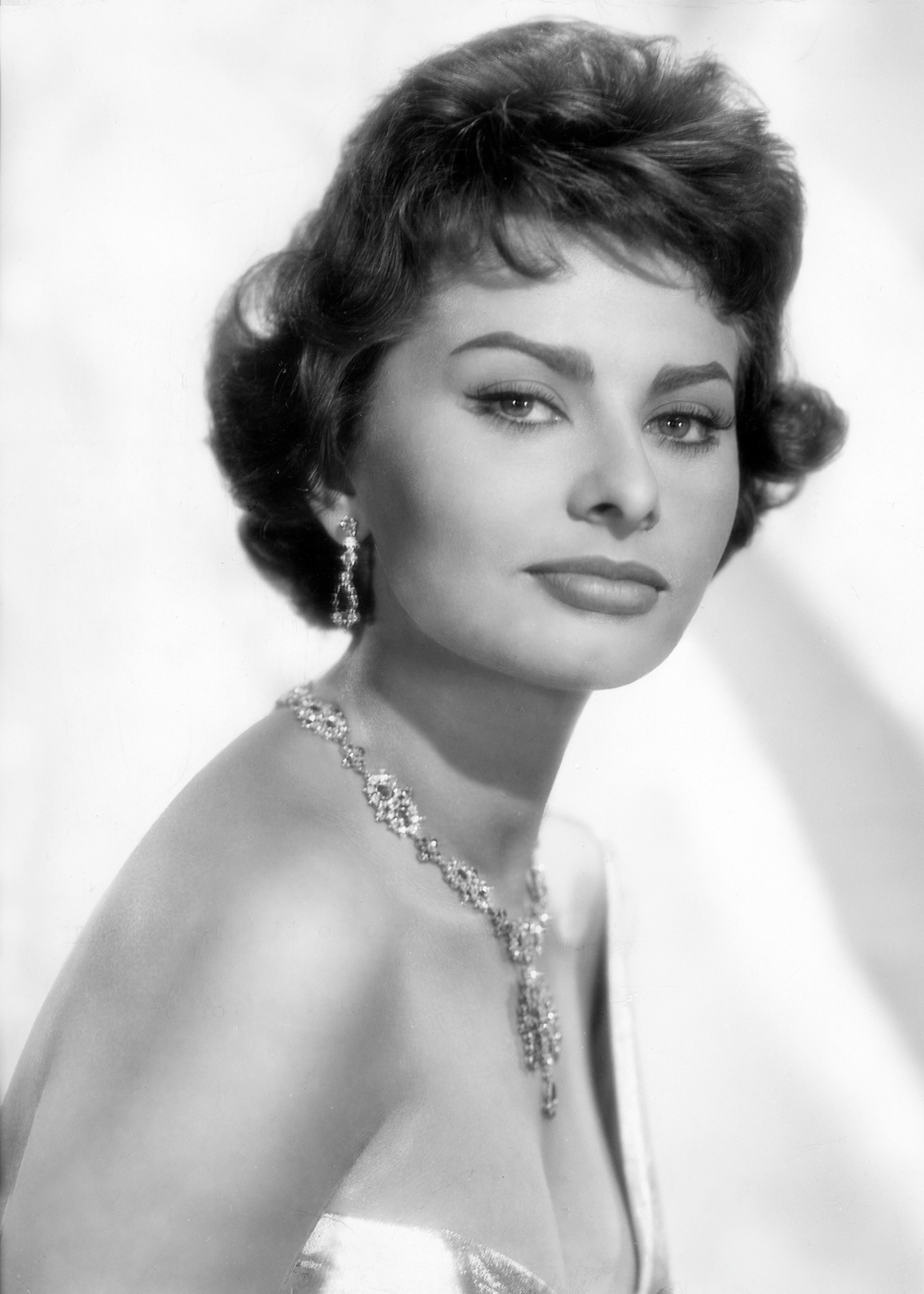 In the 60s, Sophia Loren's overly arched brows were the very definition of screen siren.