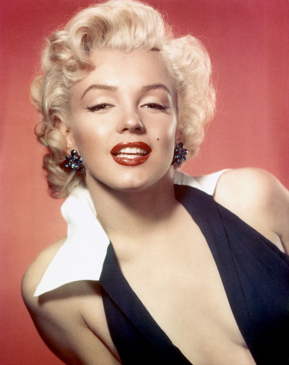 In the 50s, Marilyn Monroe's defined but more natural eyebrows were highly coveted at the time.