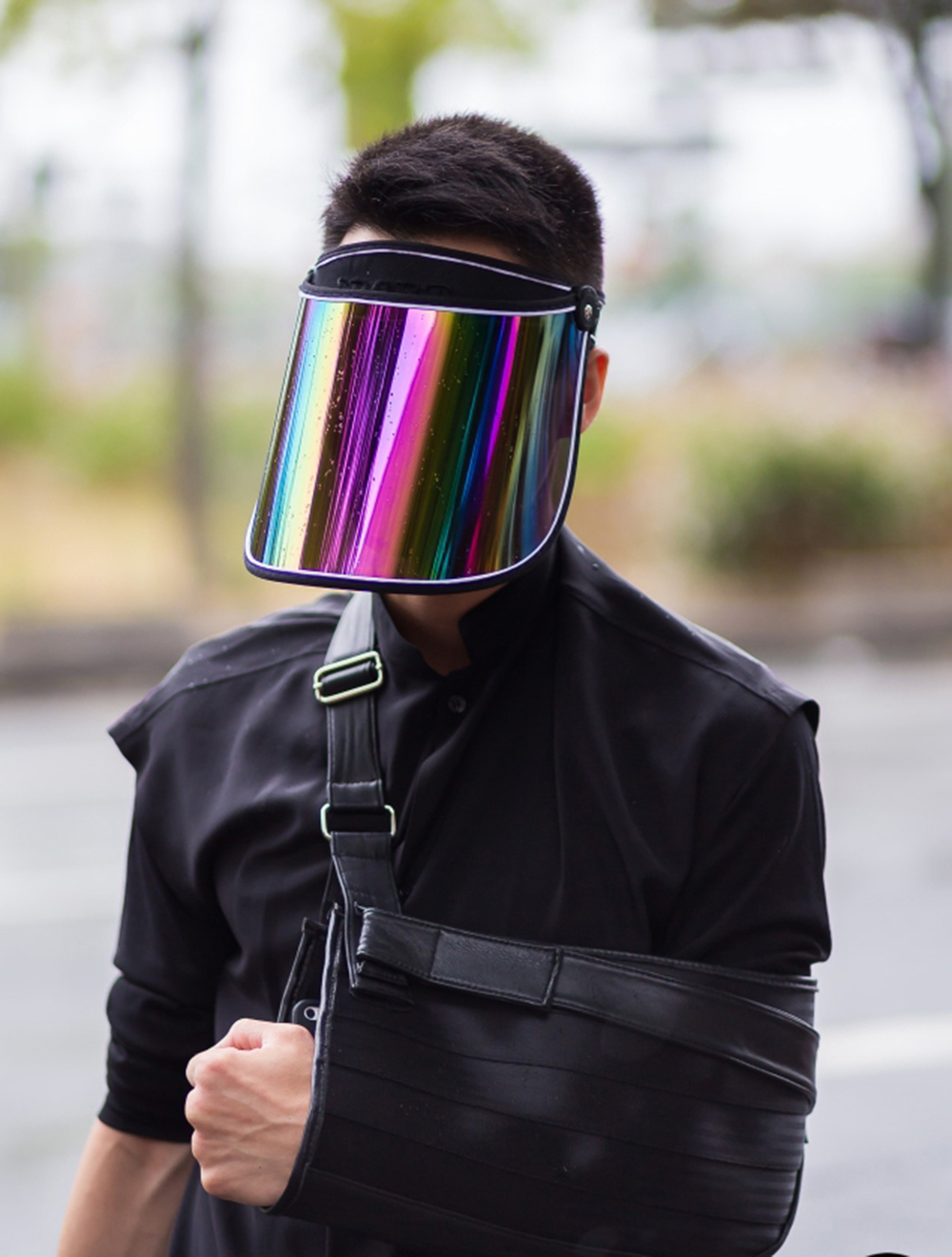 A perfect disguise: Who wants to bump into someone they know while at the supermarket? Wear a visor. Photo / Style du Monde
