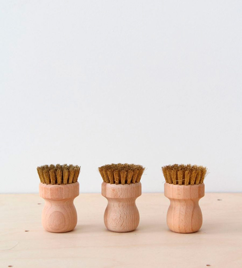 BBQ cleaner brush set