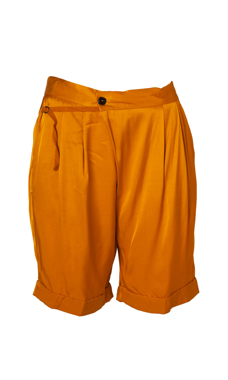 Ginger Sol shorts $135, WE’AR.