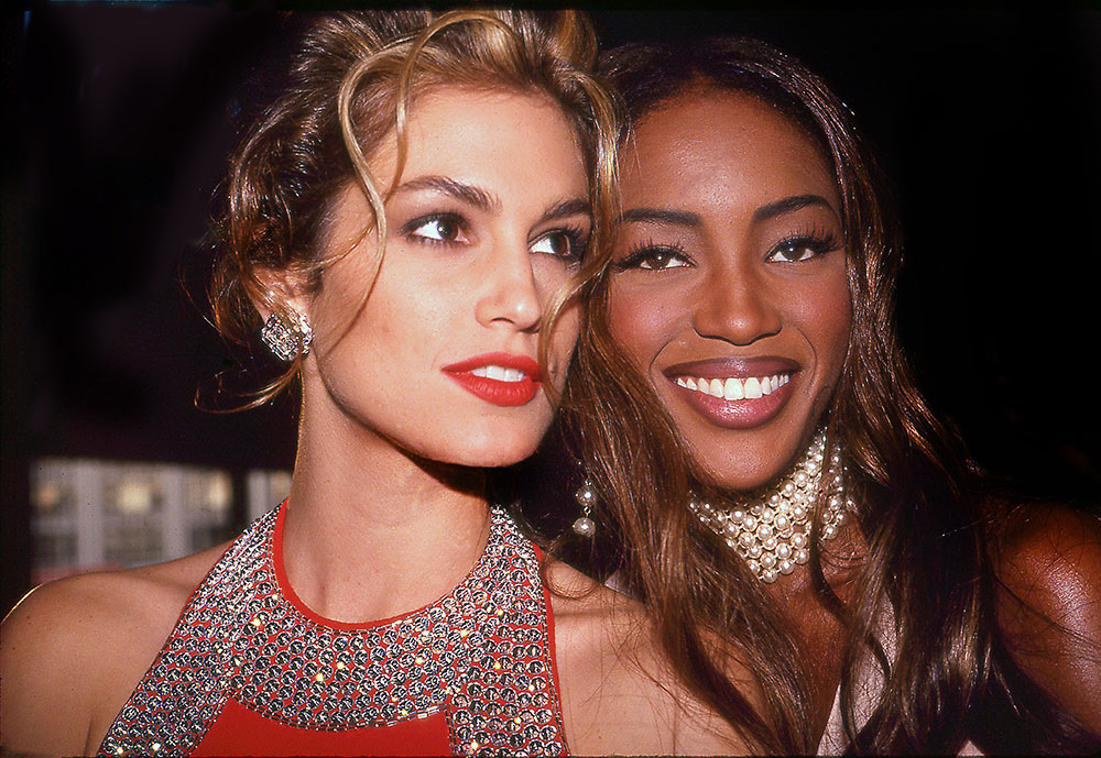 Cindy Crawford and Naomi Campbell attend a private party in New York in 1992.