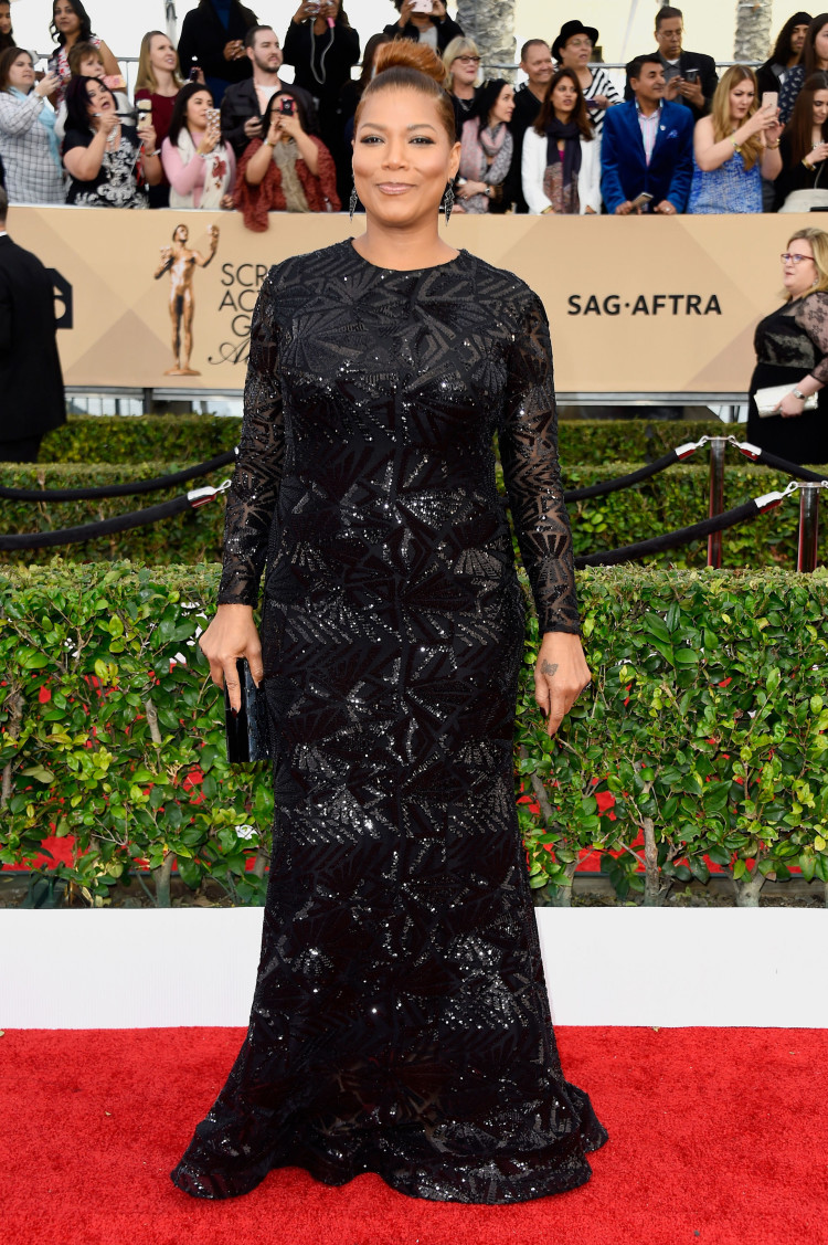 Queen Latifah wore a custom Michael Costello dress to the SAG Awards.