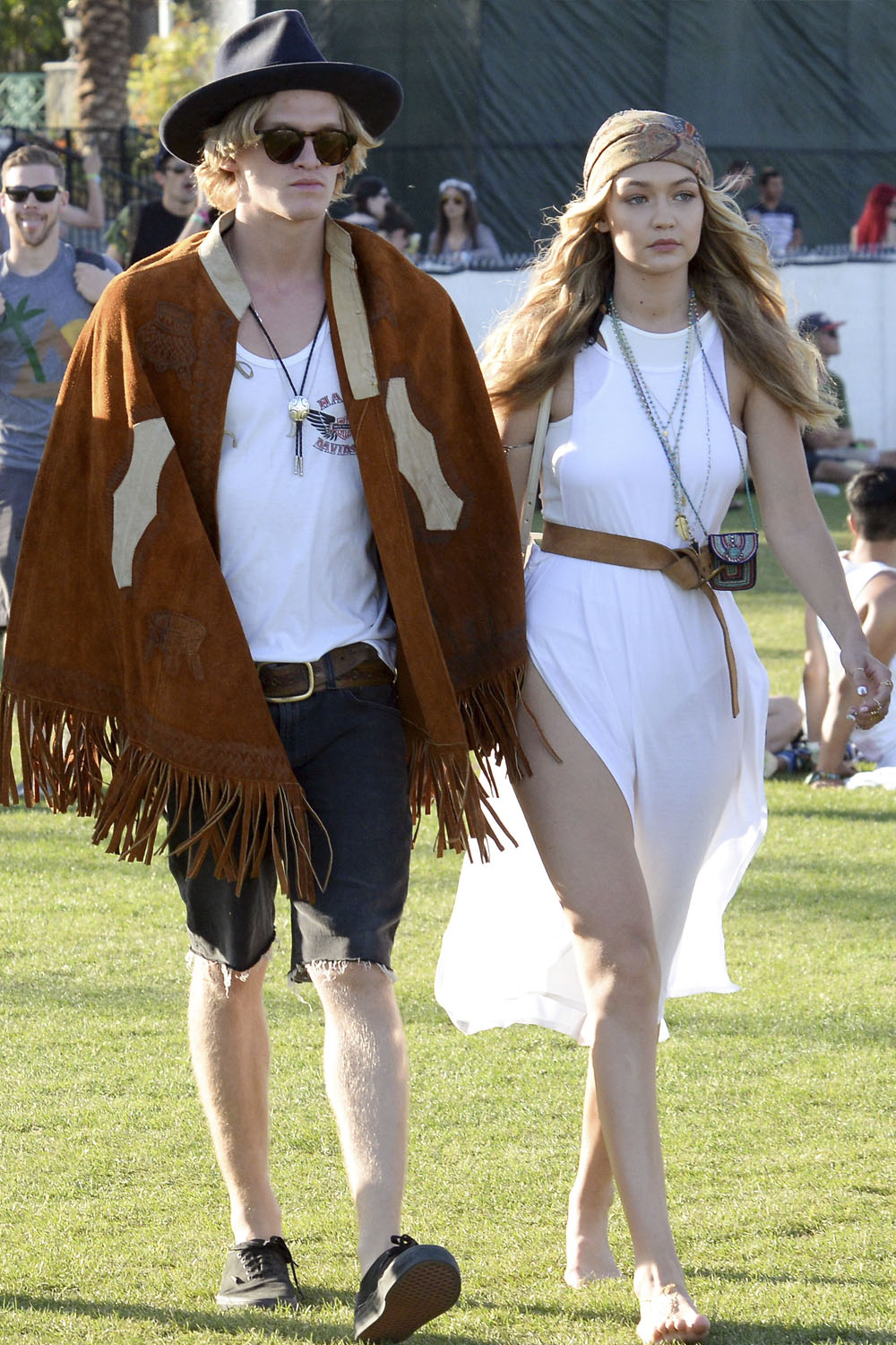 Coachella, 2015. Gigi Hadid and Cody Simpson.