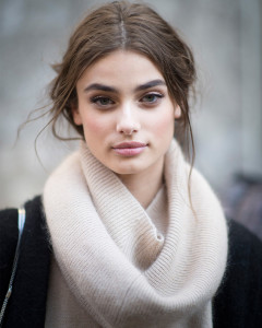 AUTUMN BEAUTY HOTLIST model wearing scarf