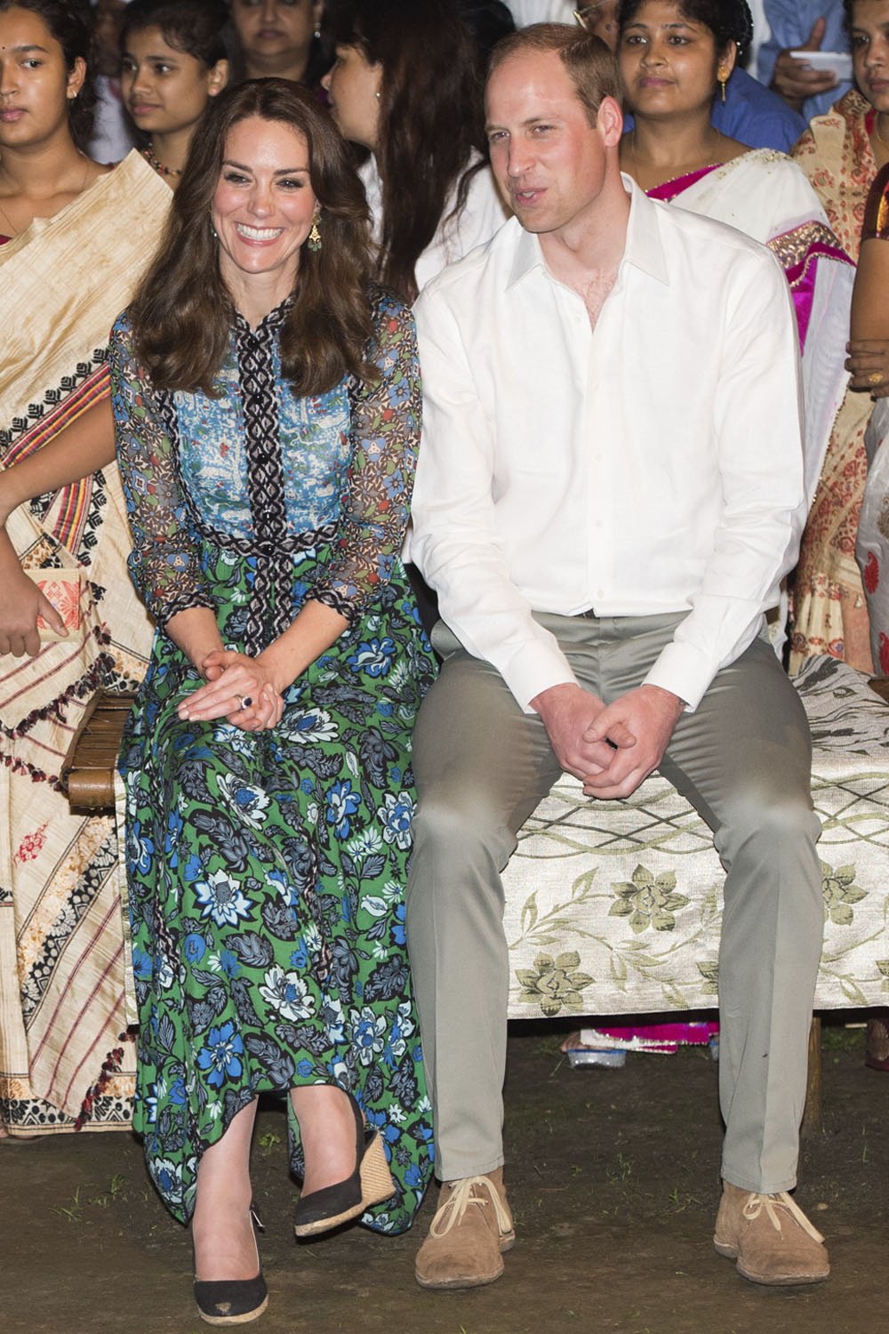 The Duchess dazzled in a turquoise Anna Sui maxi dress at the National Park.