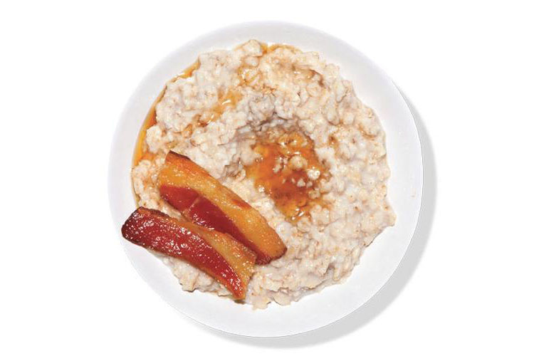 Oatmeal with bacon and maple syrup