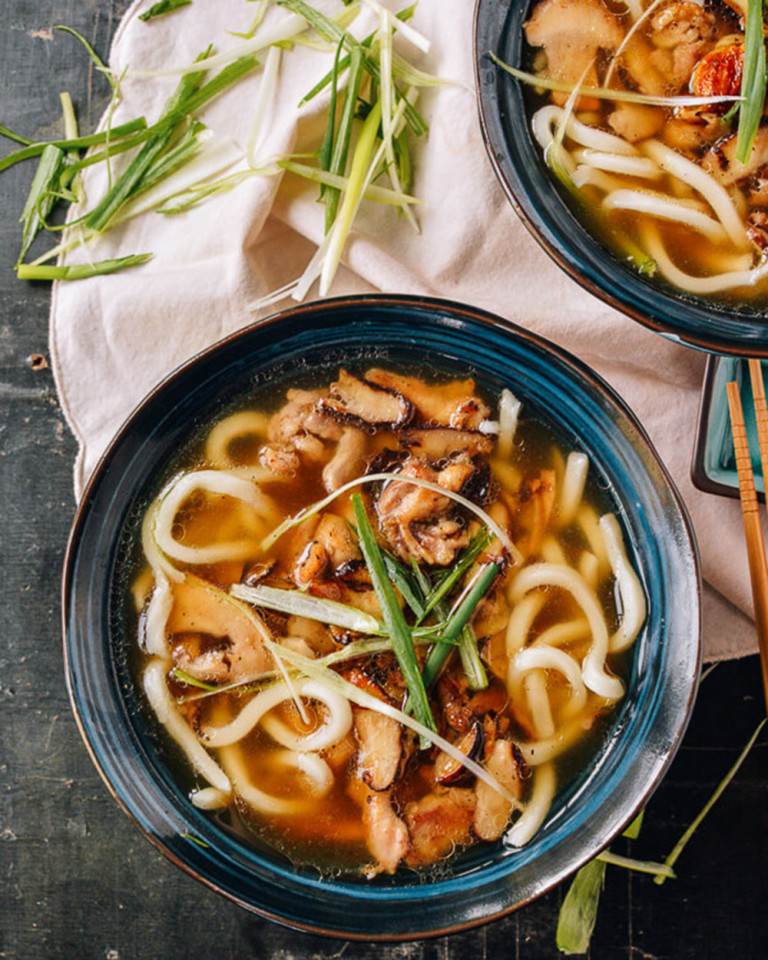 Udon noodle soup with chicken and mushrooms