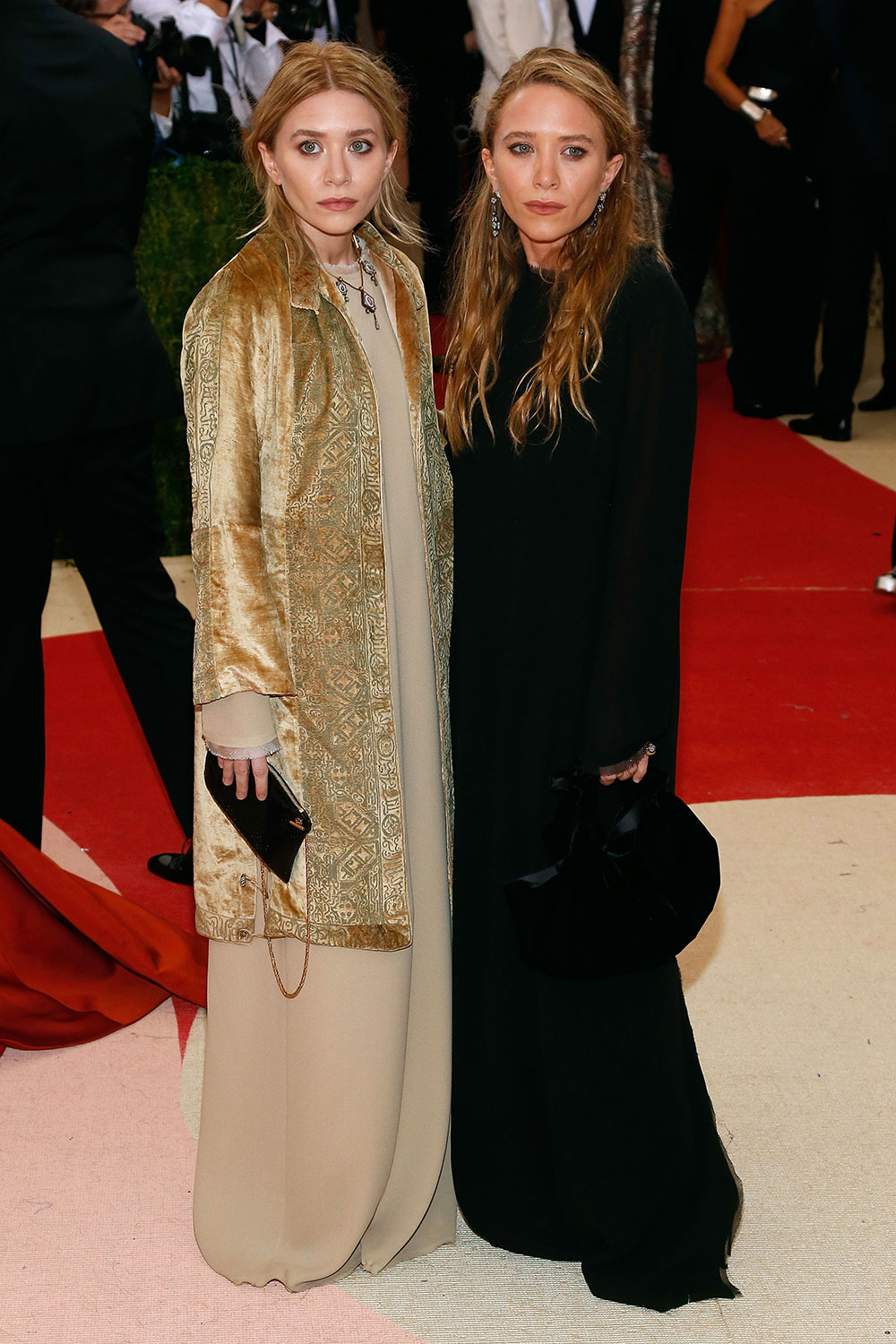 Mary-Kate and Ashley Olsen at the 2016 Metropolitan Museum of Art Costume Institute Gala