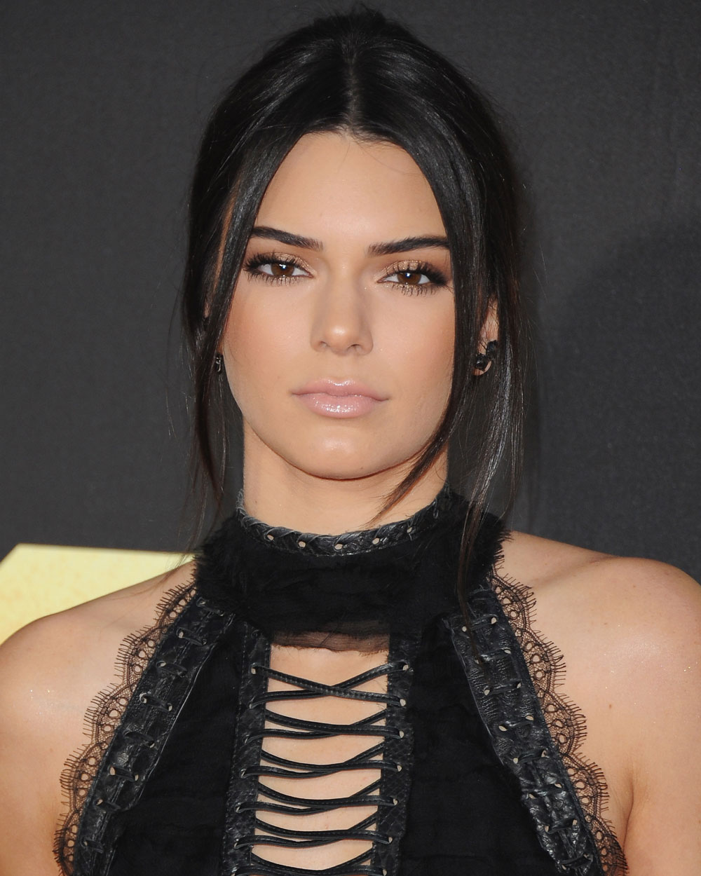 How-to: Kendall Jenner-inspired brow tutorial
