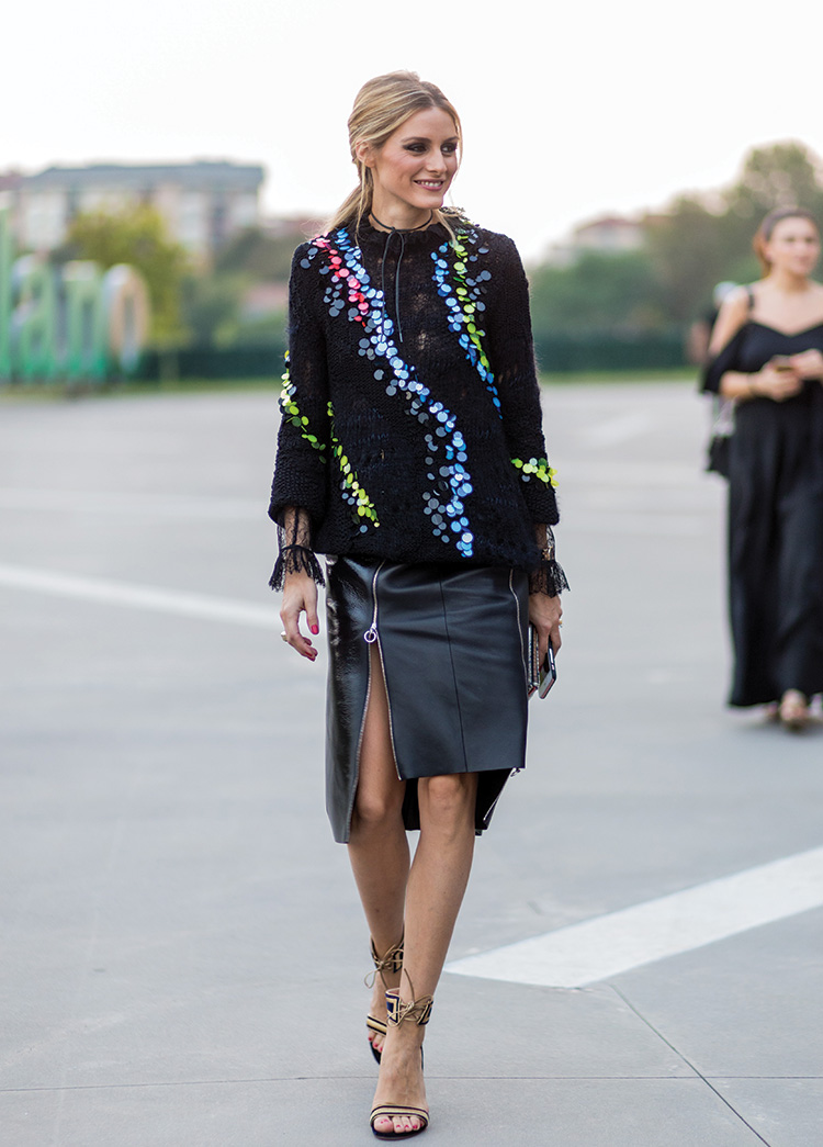Olivia Palermo outside Versace during Milan Fashion Week SpringSummer 2017 on September 23, 2016
