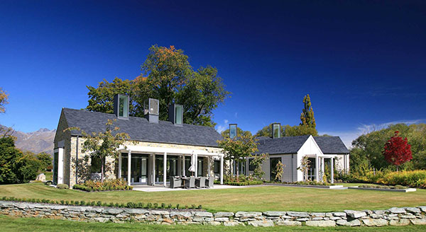 Millbrook Resort is home to Bill Clinton’s favourite golf course and Millbrook wins accolades as a best hotel, or hotel spa, year after year.