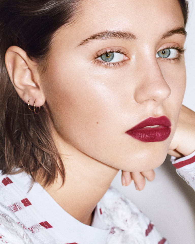 Iris Law Burberry celebrity kids models
