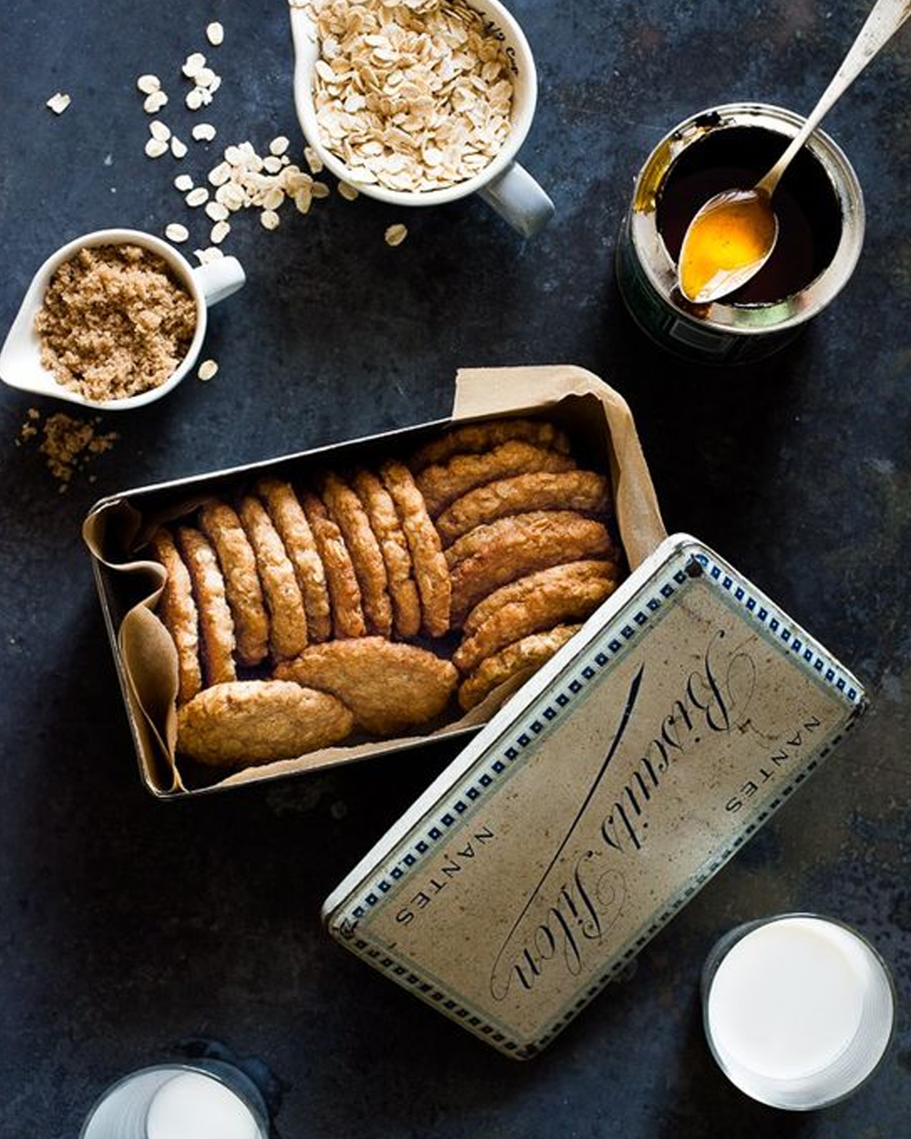 anzac-biscuits_featured-image_1000x1250