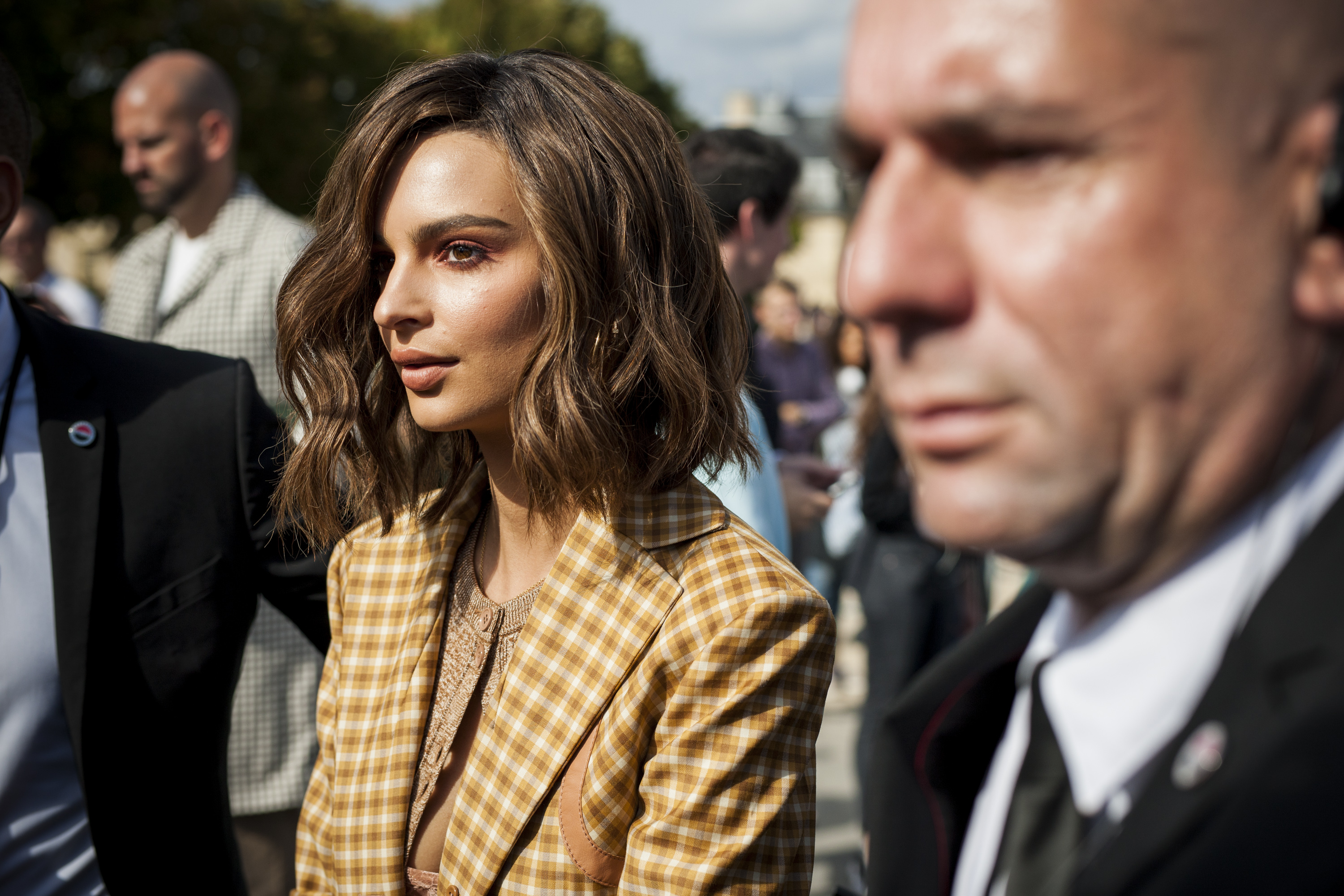 PARIS, FRANCE - SEPTEMBER 29: Emily Ratajkowski is seen after the Nina Ricci show at the Hotel National des Invalides during Paris Fashion Week Womenswear SS18 on September 29, 2017 in Paris, France. (Photo by Claudio Lavenia/Getty Images)