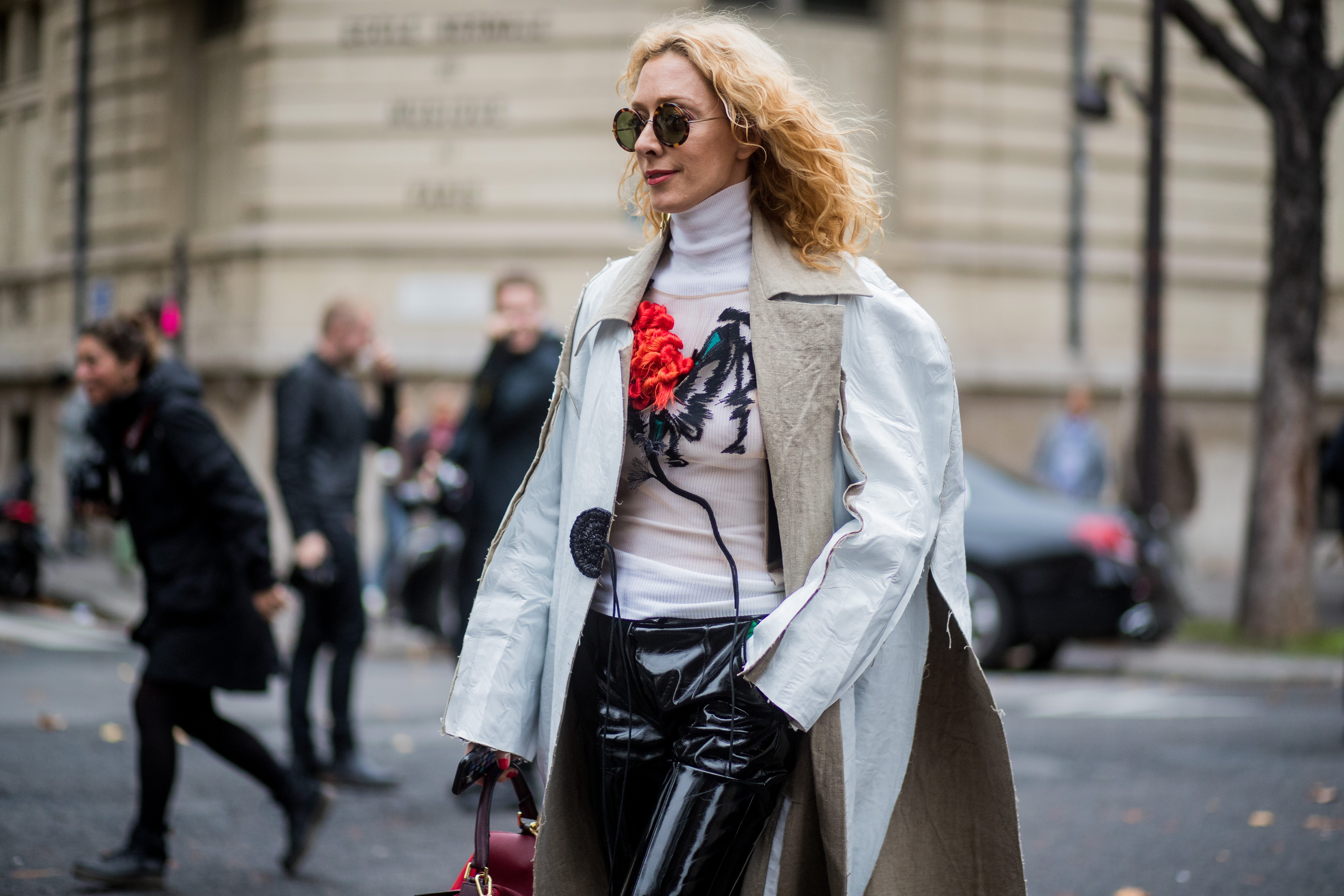 PARIS, FRANCE - OCTOBER 01: Elina Halimi seen outside Valentino during Paris Fashion Week Spring/Summer 2018 on October 1, 2017 in Paris, France. (Photo by Christian Vierig/Getty Images)