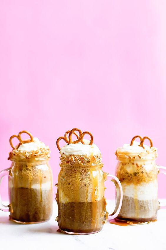 Miss FQ's 8 cocktails to get you in the holiday spirit: Boozy Caramel Pretzel Root Beer Floats