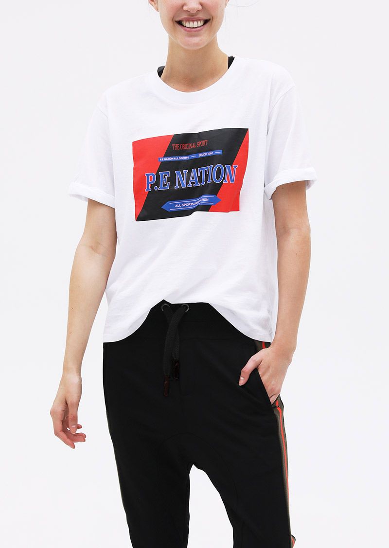 Cult athleisure brands we want to shop right now: PE NATION Forward Tee, $89 AUD (approx. $99 NZD) The Forward tee is an easy-wear essential for any wardrobe. Featuring a relaxed fit in a lightweight 100% cotton, this tee has an exclusive P.E retro print on the front and rolled sleeve for an easy-wear appeal. Pare it back with the Reformer pant for everyday luxe, or throw it on for the gym with your favourite active set.