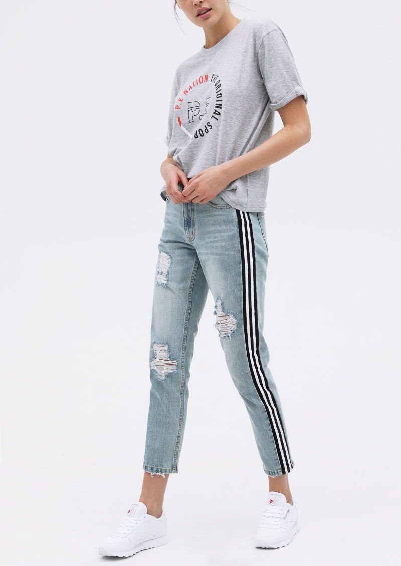 Cult athleisure brands we want to shop right now: PE NATION Traction Jean, $190 AUD (approx. $210 NZD) The Traction jean is a must-have denim piece and is in a league of its own. Offering a girlfriend fit with a mid-rise waist, the sporty side stripes also give it that signature P.E edge. Featuring custom gold hardware and strategic distressing to flatter the legs, these jeans are perfect paired with a slouchy tee for an elevated everyday look.