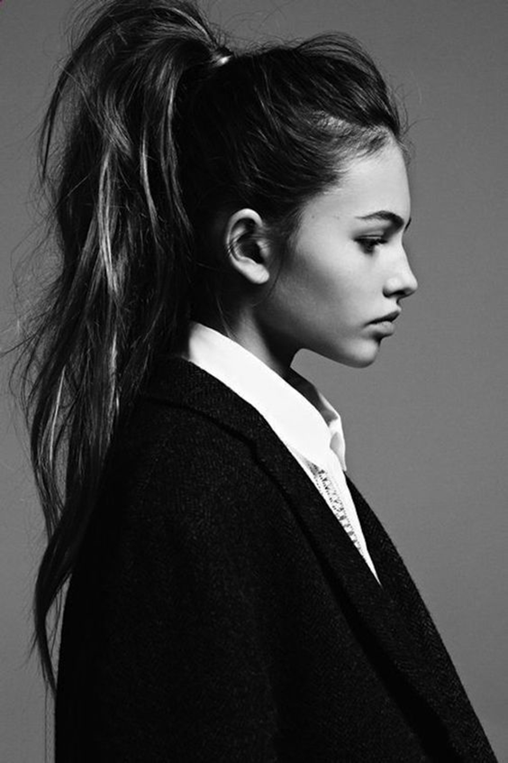 low-key-summer-hairstyles-volume-pony-tail