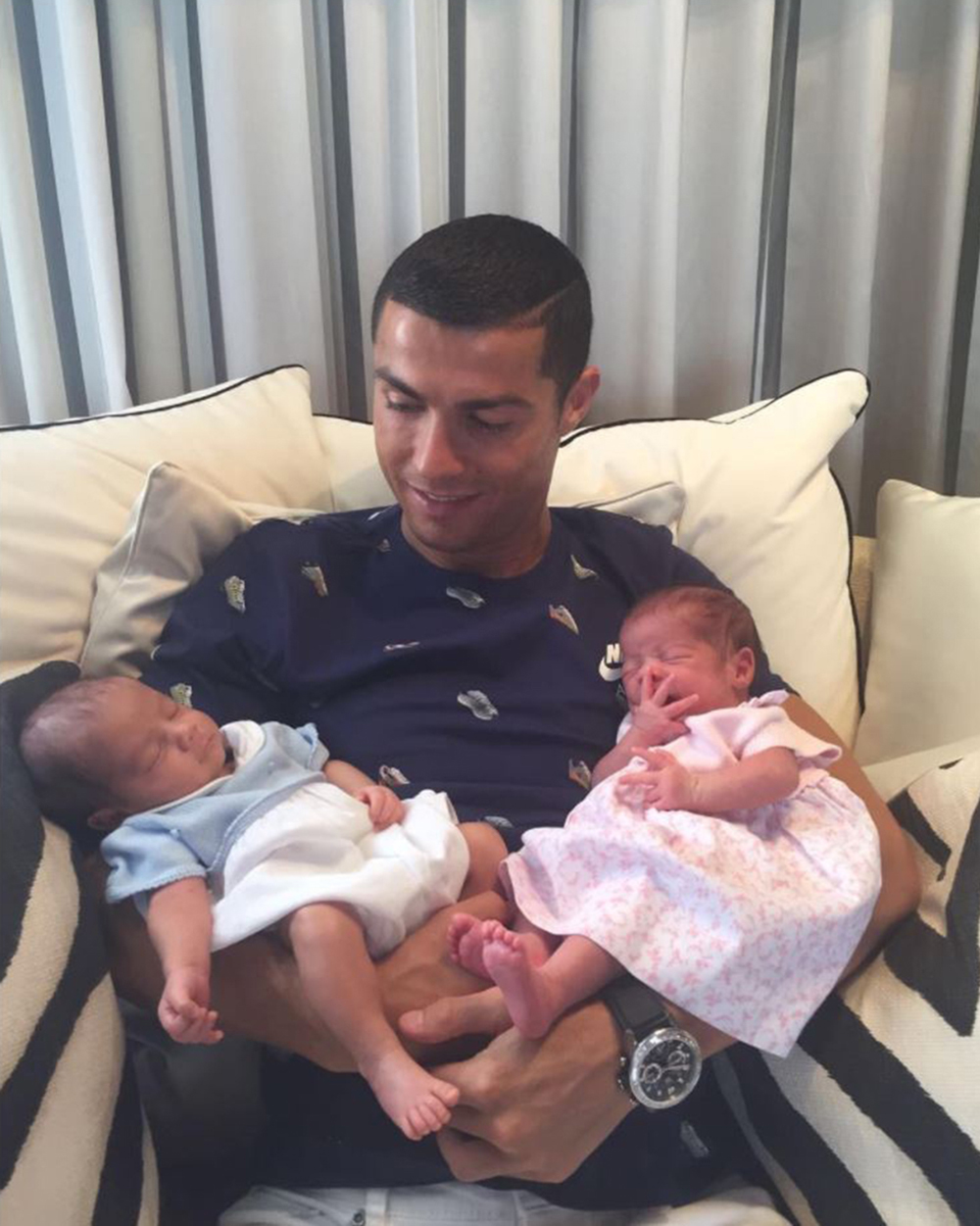 most-liked-instagrams-2017-cristiano-ronaldo-twins