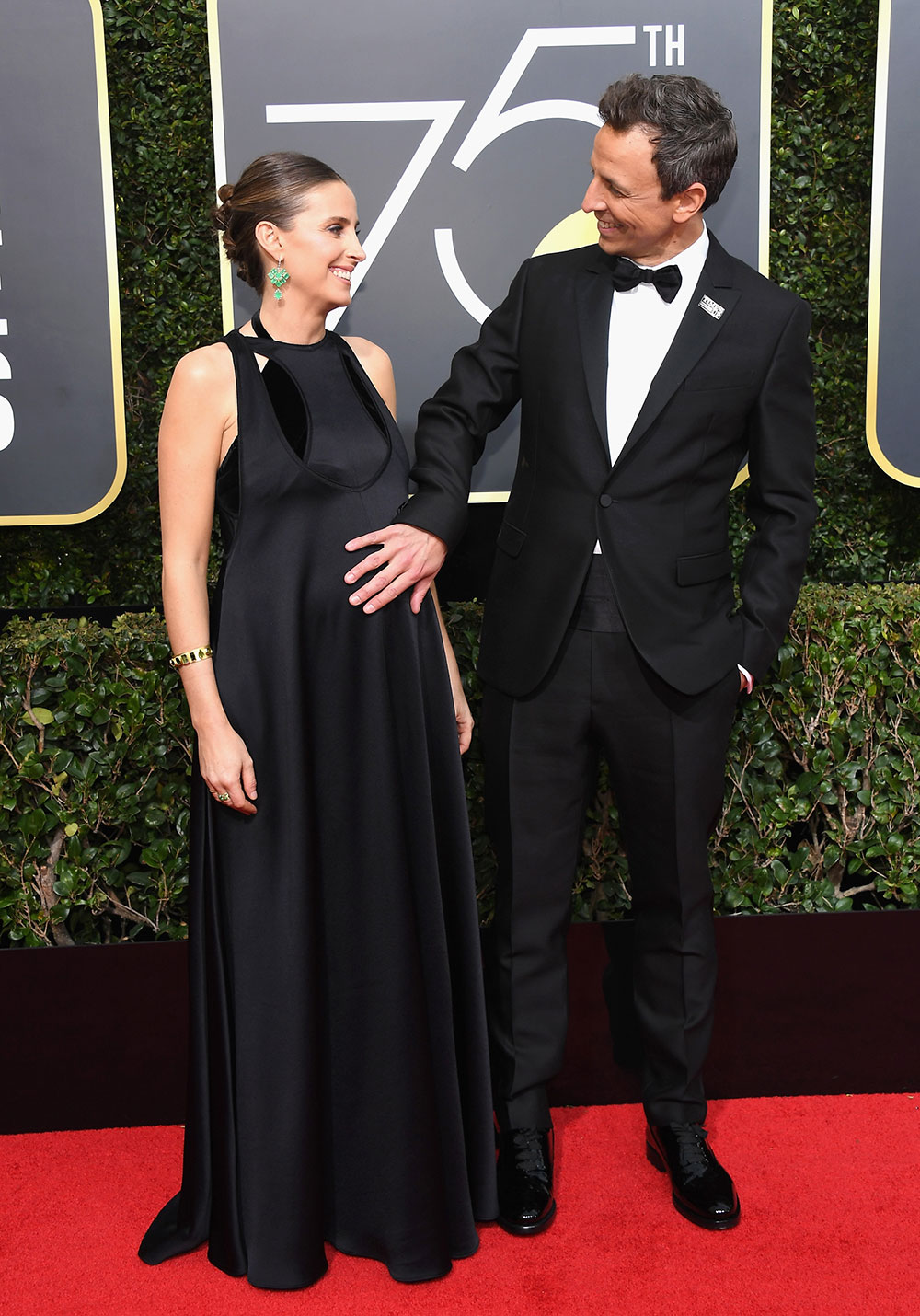 2018 Golden Globes host Seth Meyers and wife Alexi Ashe.
