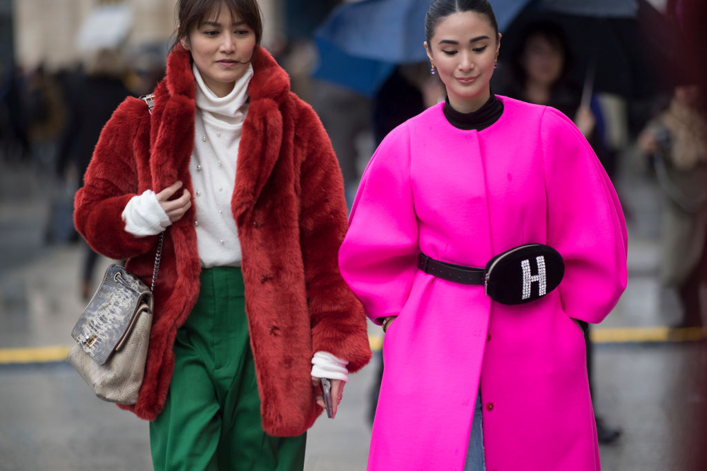 PARIS, FRANCE - JANUARY 22: Guests seen during the Haute Couture Spring/Summer 2018 in the streets of Paris on January 22, 2018 in Paris, France. (Photo by Timur Emek/Getty Images)