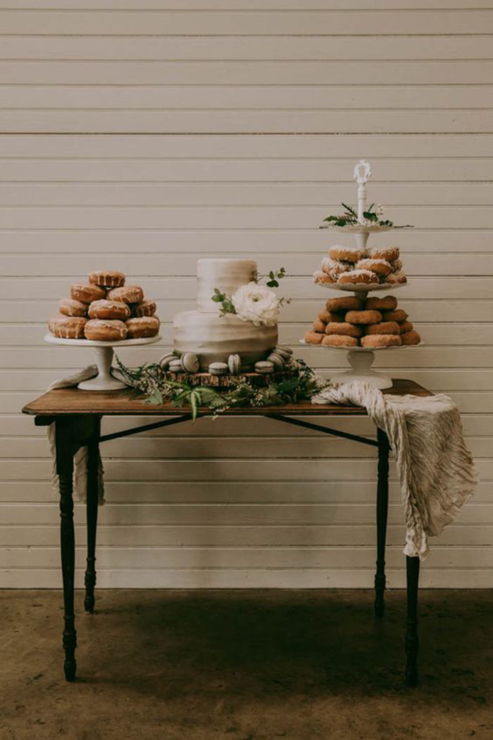 wedding-trends-2018-dessert-tables