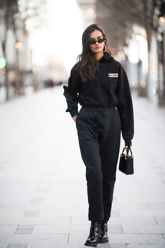 PARIS, FRANCE - FEBRUARY 27: Gizele Oliveira seen in the streets of Paris during the Paris Fashion Week Womenswear Fall/Winter 2018/2019 on February 27, 2018 in Paris, France. (Photo by Timur Emek/Getty Images)