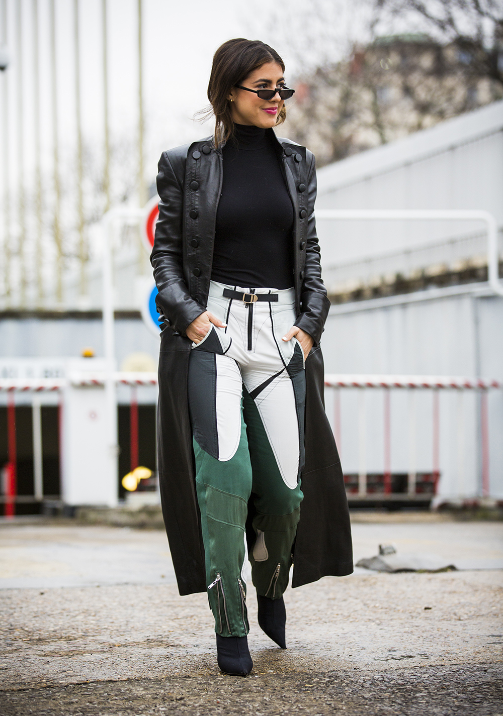 how-to-wear-green-20 A very safe and complementary colour combination is black, white and forest green.