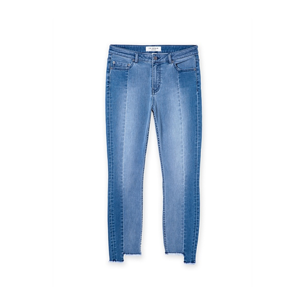 Dual Tone Stem Hem Jeans, $159 from Country Road-closet-staples-everyone-should-own-gallery_1000x1000