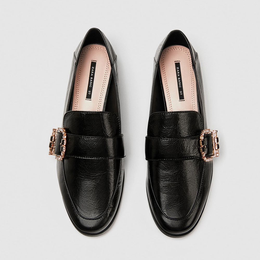 Leather Loafers with buckle, $89.90 from Zara-closet-staples-everyone-should-own-gallery_1000x1000