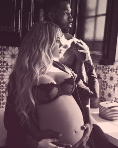 khloe-kardashian-gives-birth-baby-girl_featured-ime_1000x1250