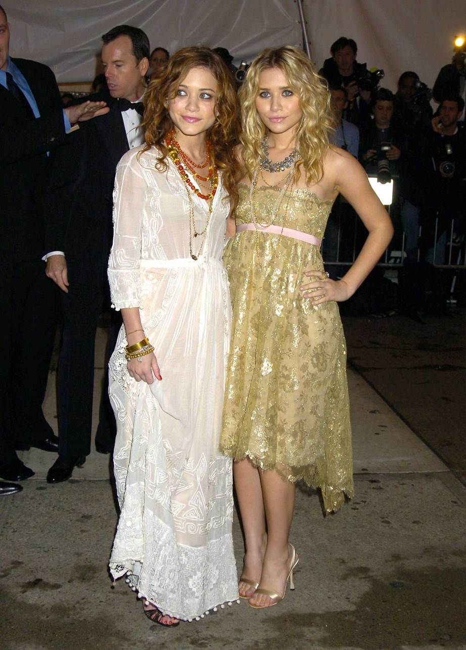 Mary-Kate and Ashley Olsen, 2005 Remember when Mary-Kate and Ashley wore colour and smiled in photos? The Olsen twins were Two of a Kind in boho Chanel for their first ball.