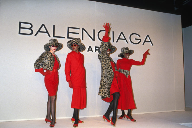 history of balenciaga fashion house