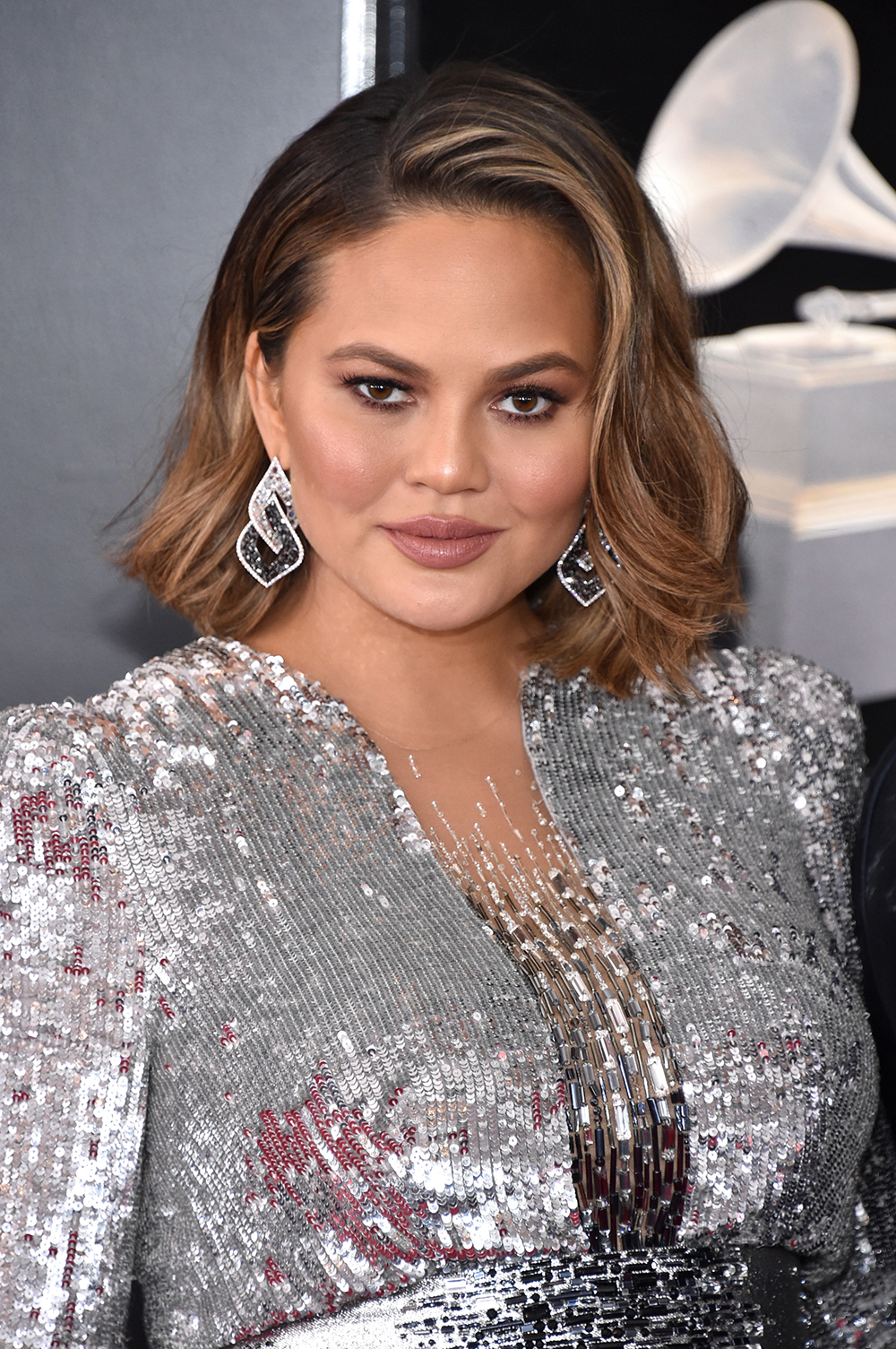 celebrity-balayage-style-Chrissy-Teigen