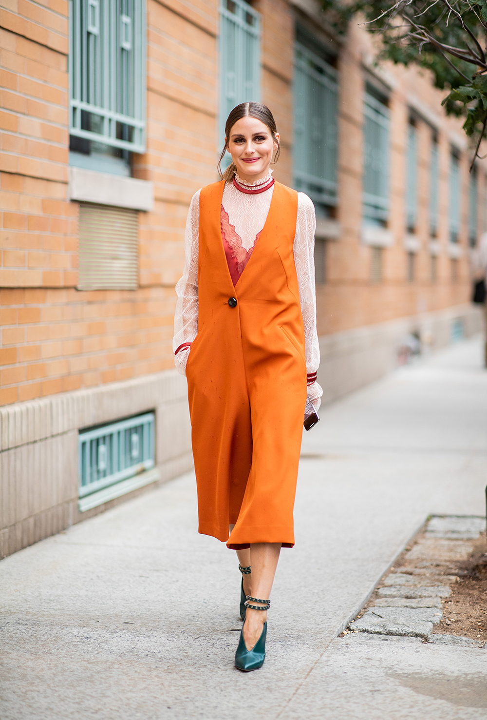 NEW YORK, NY - SEPTEMBER 08: Olivia Palermo is seen outside Jonathan Simkhai during New York Fashion Week Spring/Summer 2019 on September 8, 2018 in New York City. (Photo by Christian Vierig/Getty Images)