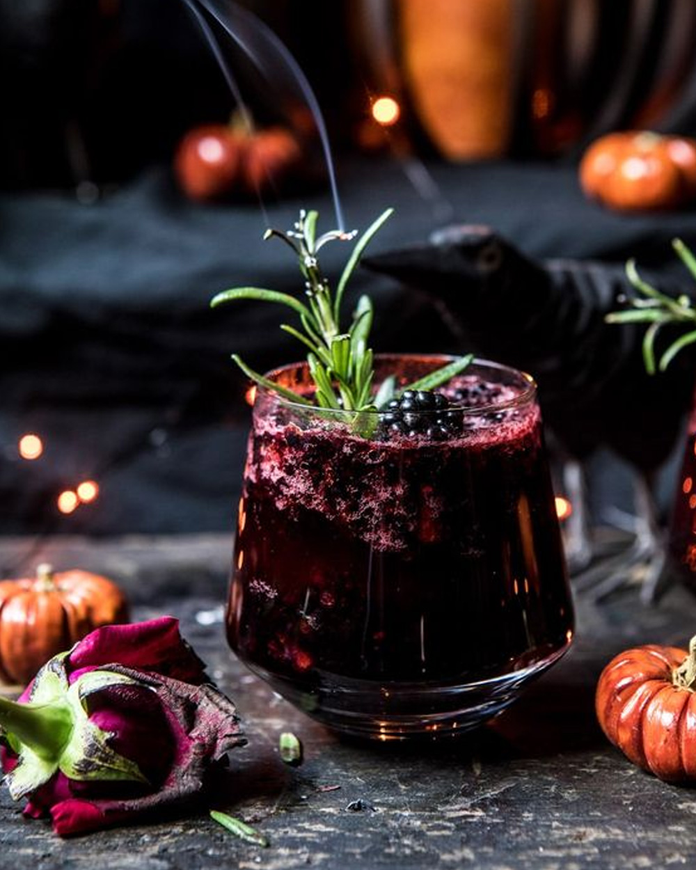 Cocktail-Halloween_The Black Widow Smash