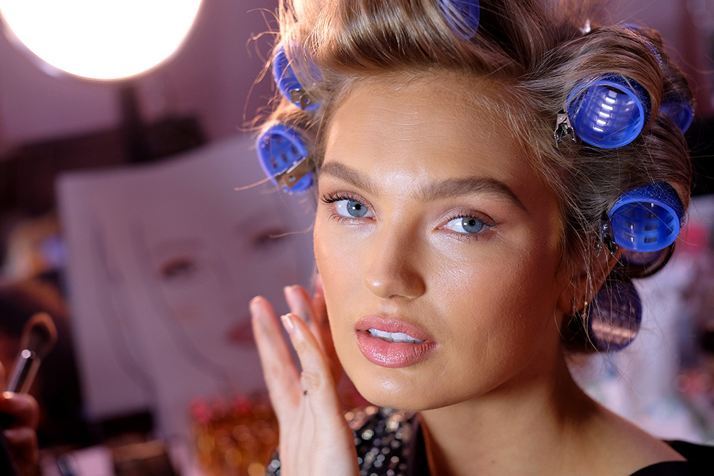 NEW YORK, NY - NOVEMBER 08: Romee Strijd prepares backstage during the 2018 Victoria's Secret Fashion Show in New York at Pier 94 on November 8, 2018 in New York City. (Photo by Dimitrios Kambouris/Getty Images for Victoria's Secret)