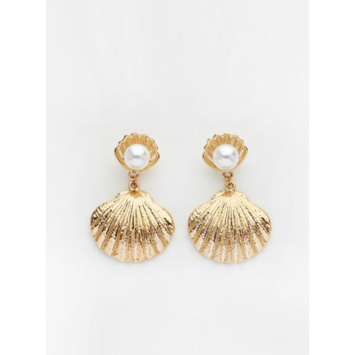 200+ Christmas gift ideas for every person on your list 2018 | Reliquia seashell pearl earrings, $199 from Sisters & Co.