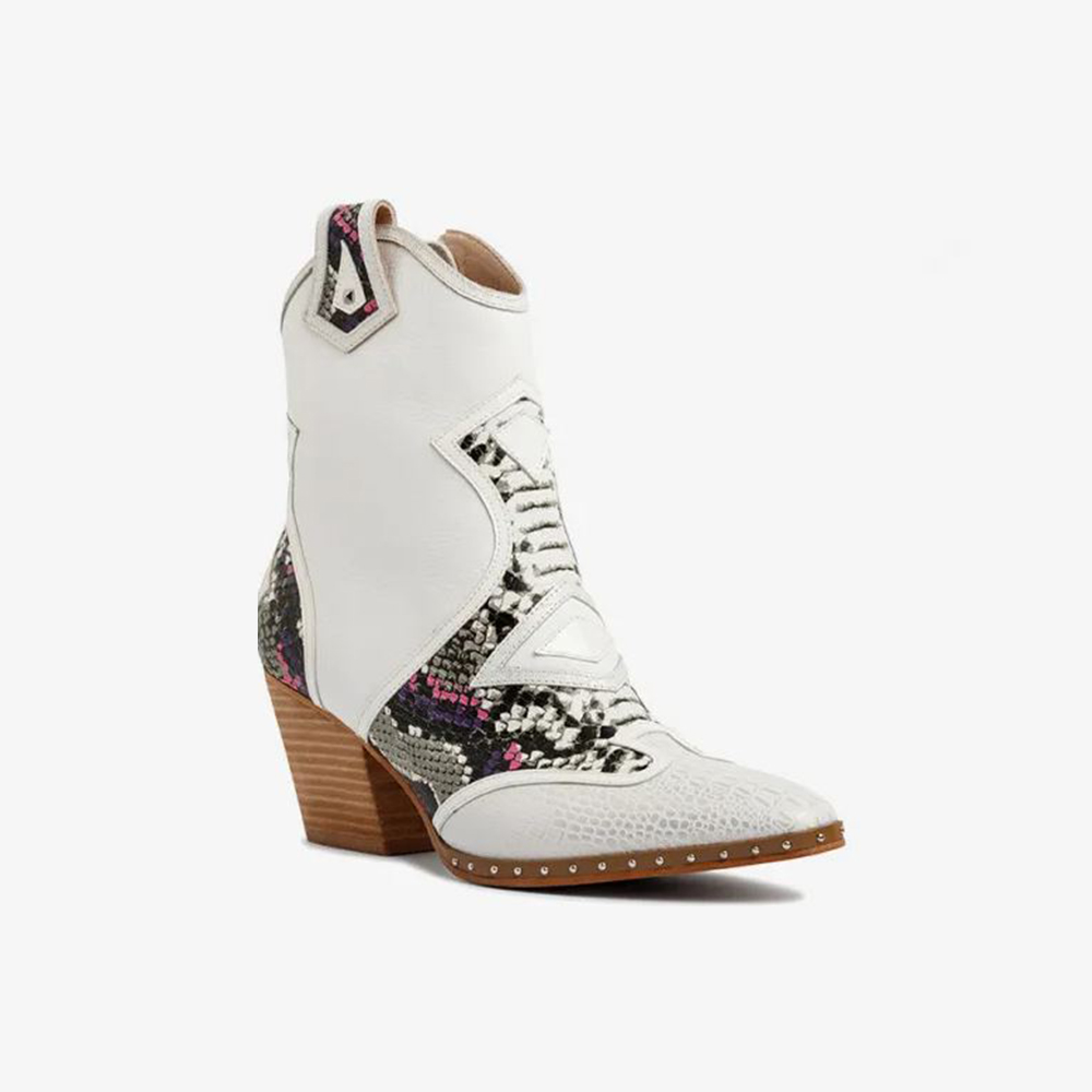 Arabella western boot, $360 from Mi Piaci | This is what you should be wearing on your next date according to your star sign