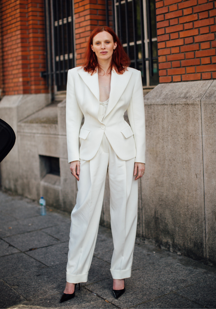 Karen Elson at Alexandre Vauthier Haute Couture FW 22/23. Image: Imaxtree.