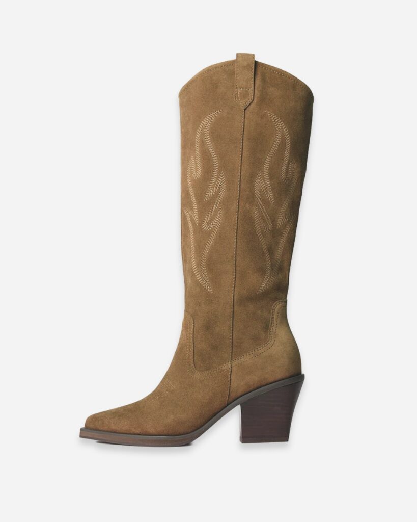 Mi Piaci ‘Annie’ cowboy boot, $600